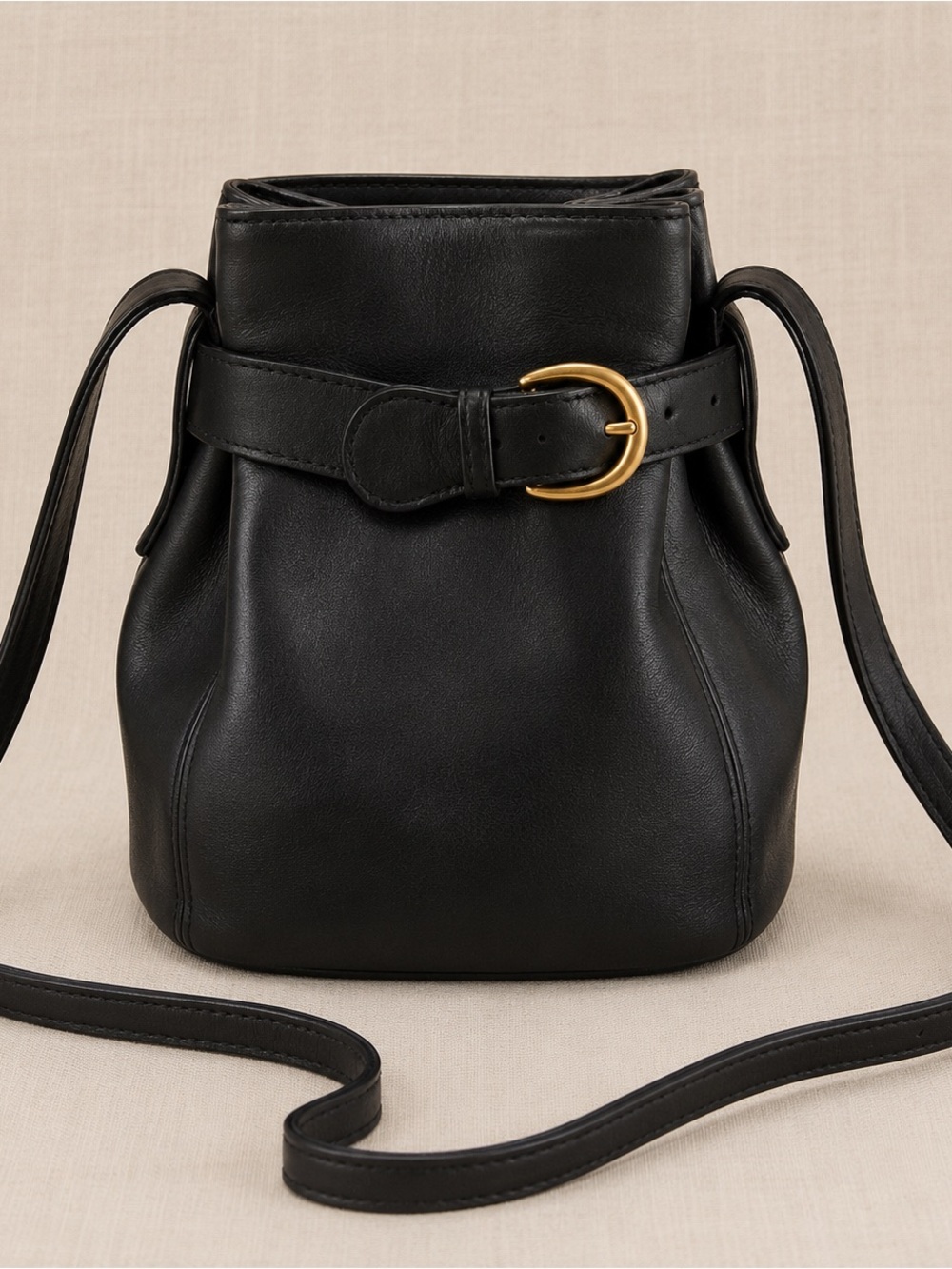 Black Leather Belted Bucket Bag Crossbody Brass Hardware Minimalist 90s Y2K